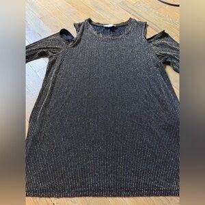 Michael Kors Black Gold Shimmer Long Sleeve Cold Shoulder Tunic Top Size 1X